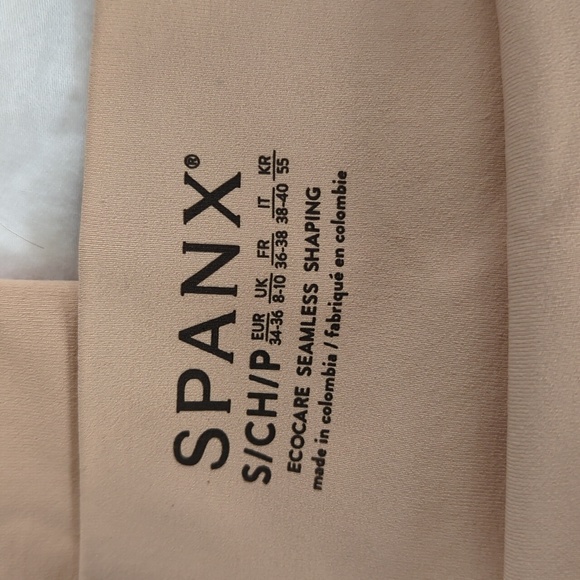 Spanx - Picture 2 of 3